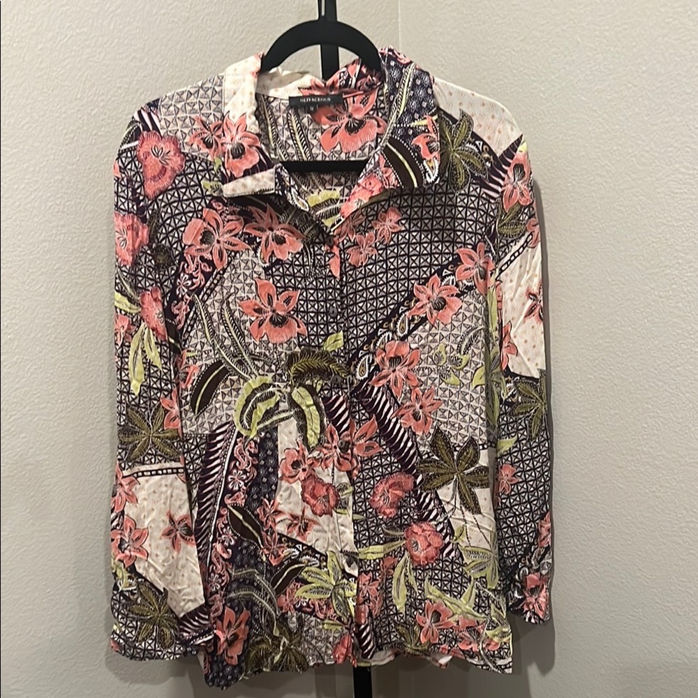 Olivaceous Graphic Long Sleeve Shirt